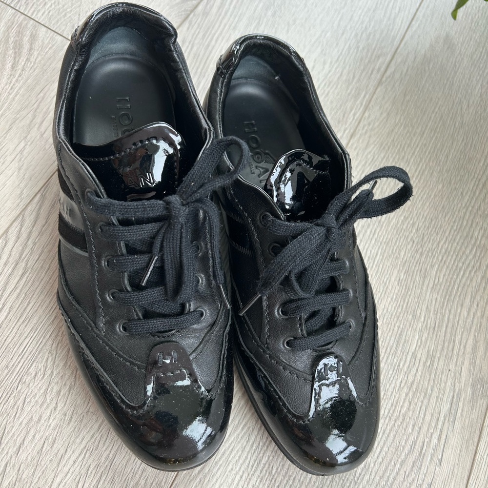 Hogan black shoes